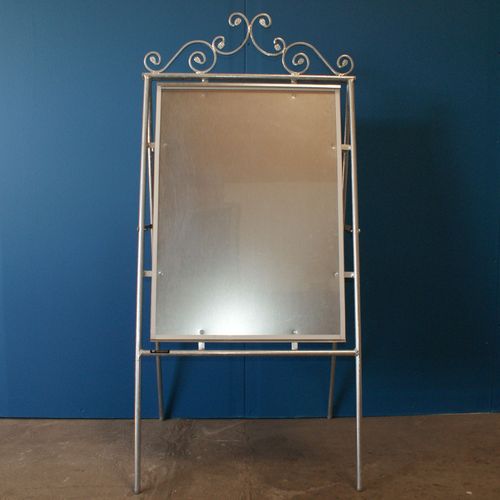 skilt med krummelurer,galvaniseret skilt,skilt,gadeskilt,sandwichskilt,romantiske skilte,nostalgiskilte,antikskilte,smedejernsskilte,butiksskilte,facade,butiksindretning