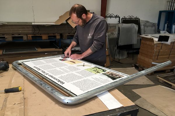 informationsskilt,parkskilt,infoskilt,skilt,skilte,specialtilpasset skilt,specialskilt,wayfinder,vejviser,information,turistattraktion,park,slot,naturoplevelser,natur,Surrow Skilte