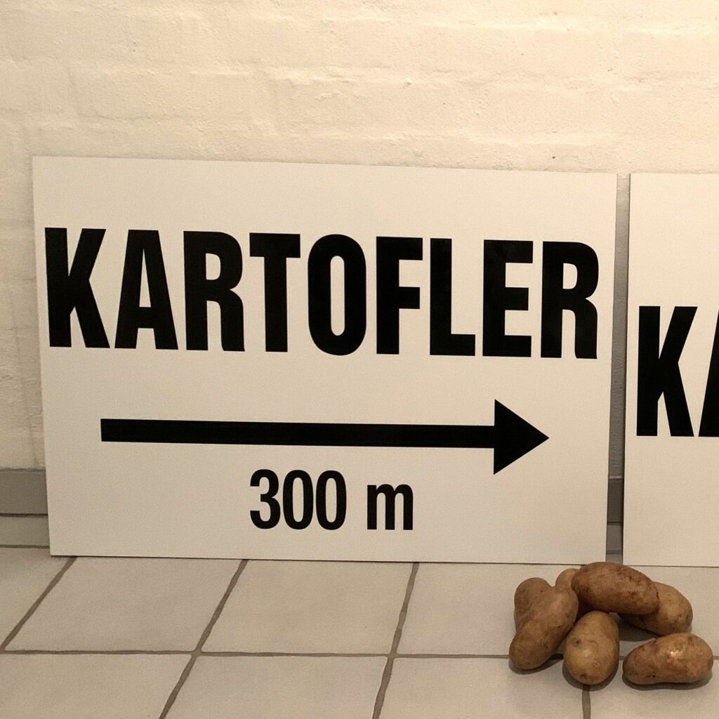 skilt_vejbod skilt,skilte,vejviser,wayfinding,Surrow Skilte